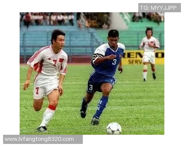 青岛足球明星姚夏的传奇人生与职业生涯回顾